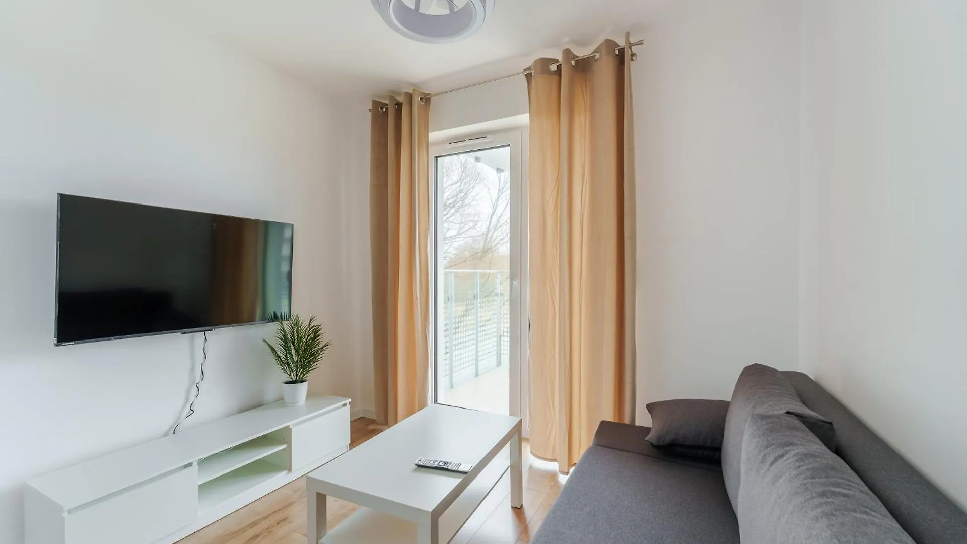 Apartamenty Artyleryjska, Apartments4U24Pl Kolobrzeg 0*,  Poland